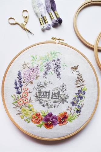 Буклет зі схемами Point de Croix / Cross-Stitch N° 01, DMC15480/22 фото 3