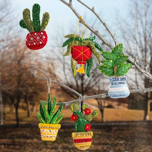 Набір для фетрової аплікації Ornament Kits - Holiday Houseplants Bucilla 89634E фото 9