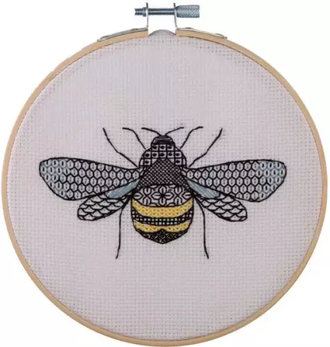 Набір для вишивки Blackwork Anchor ABW0001 – Бджілка
